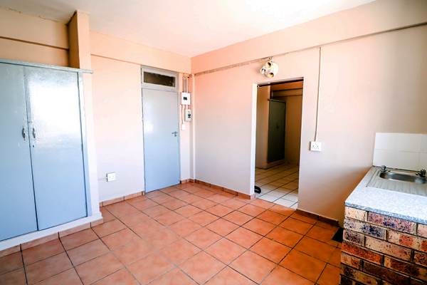 452_jules_interior_shot_09